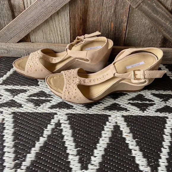 Geox Respira | Suede Wedge Sandal - Picture 4 of 11